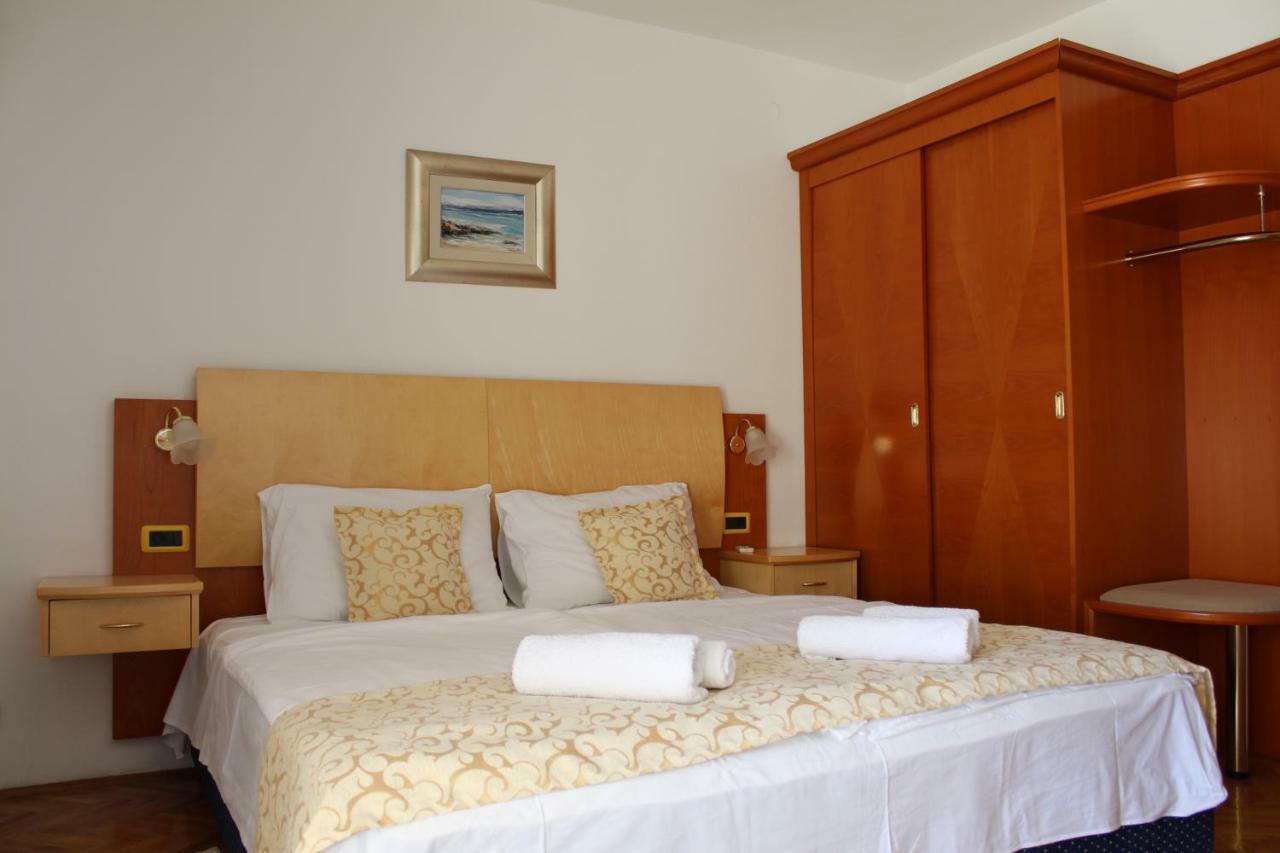 Rooms Nadia3 Baška Exteriör bild